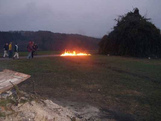 ../Images/osterfeuer271.jpg
