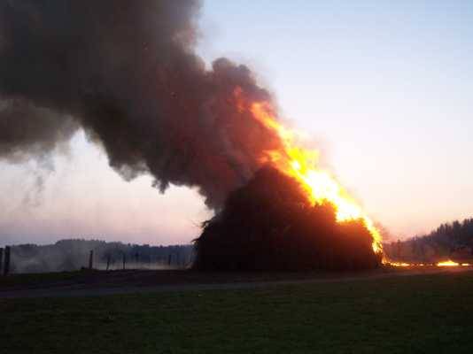 ../Images/osterfeuer280.jpg