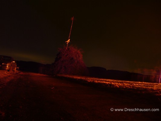 ../Images/osterfeuer321.jpg
